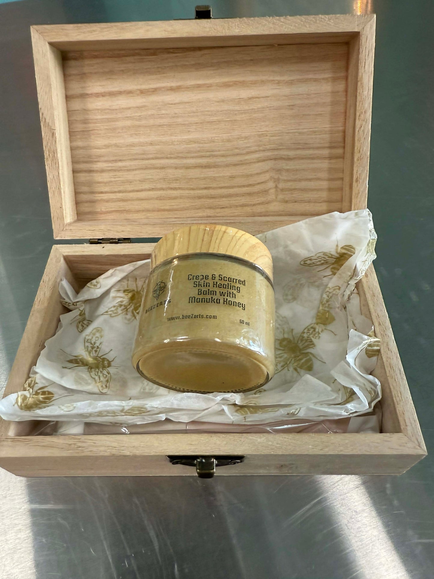 BeeZerts Medical Grade Manuka Honey Crepe & Wrinkle & Eczema Healing Balm w/ Burned Wood Box *[FREE: Manuka Honey Blemish + Acne Healing Balm Mini] ENDS 12/24!*