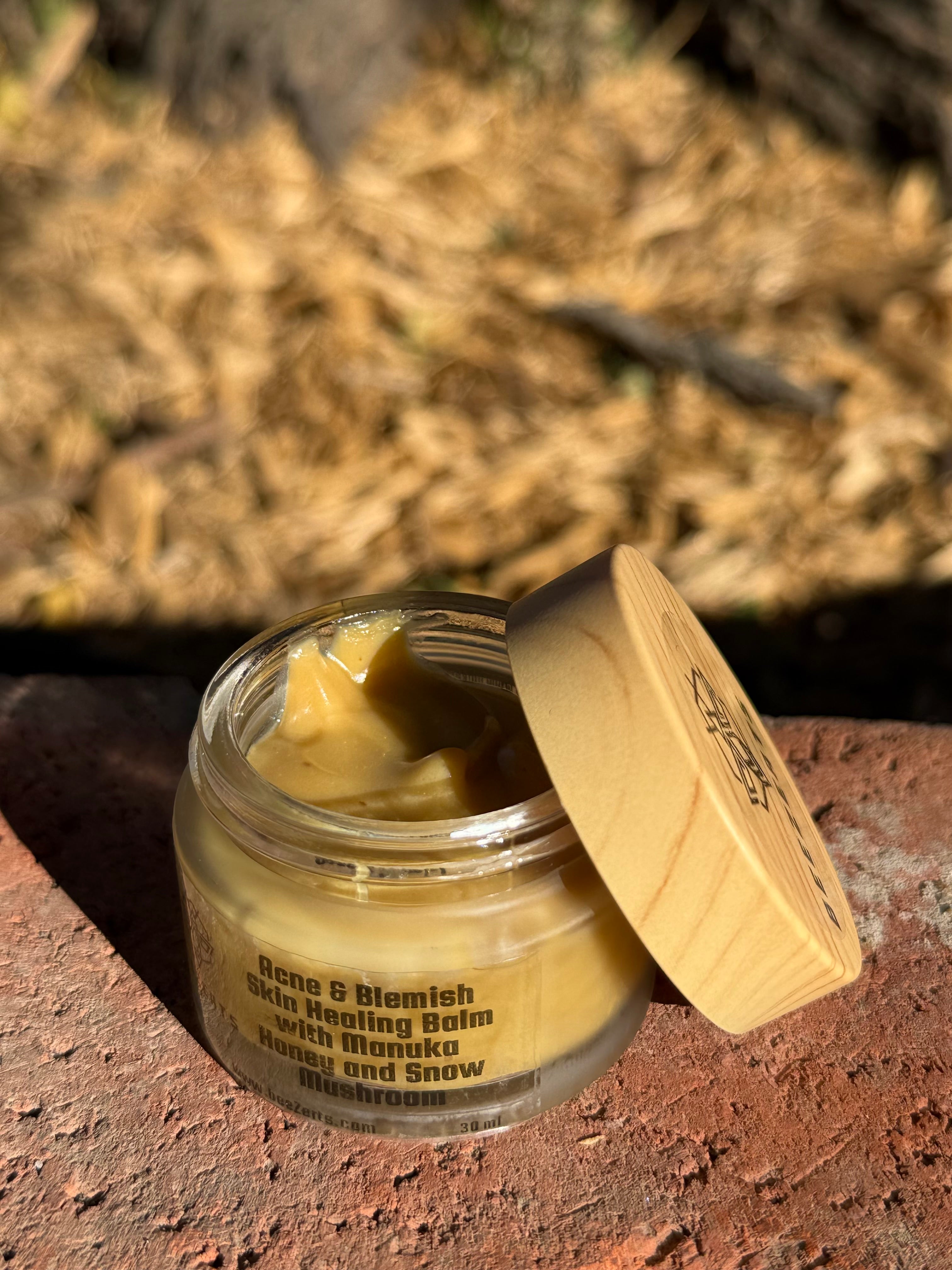 Medical Grade Manuka Honey Infused Daily Skincare Set