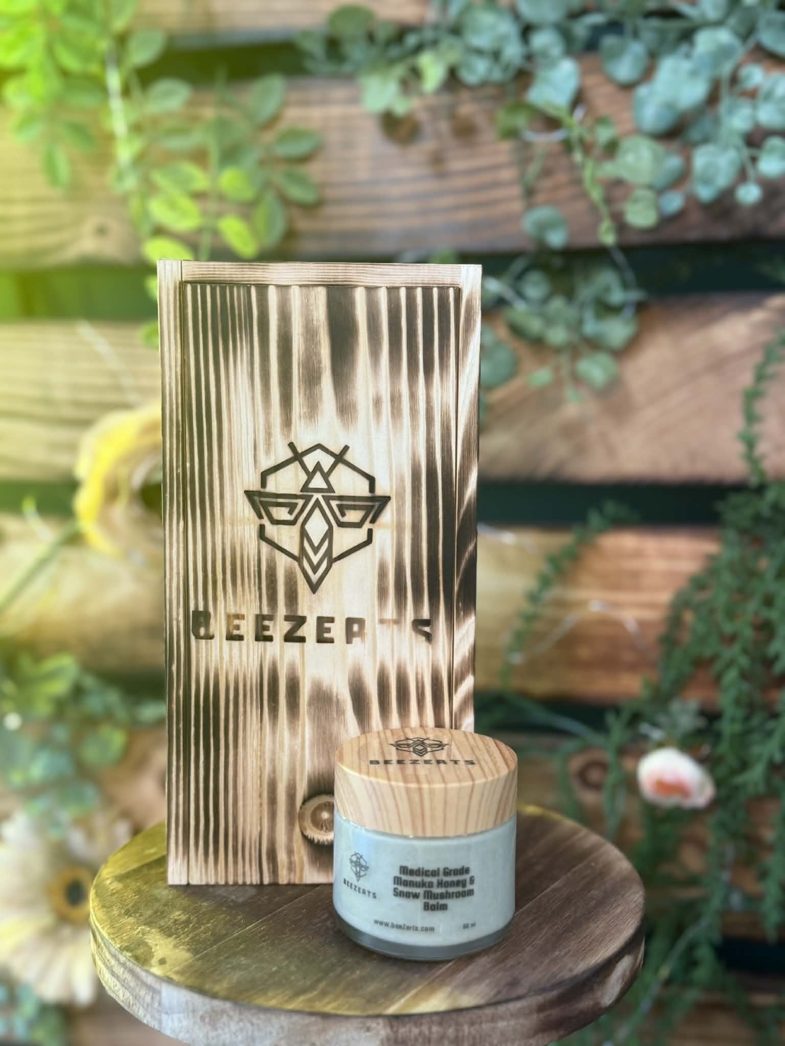 Medical Grade Manuka Honey & Snow Mushroom Advanced Pepetide Healing Balm for Crepe, Wrinkle, & Eczema Support