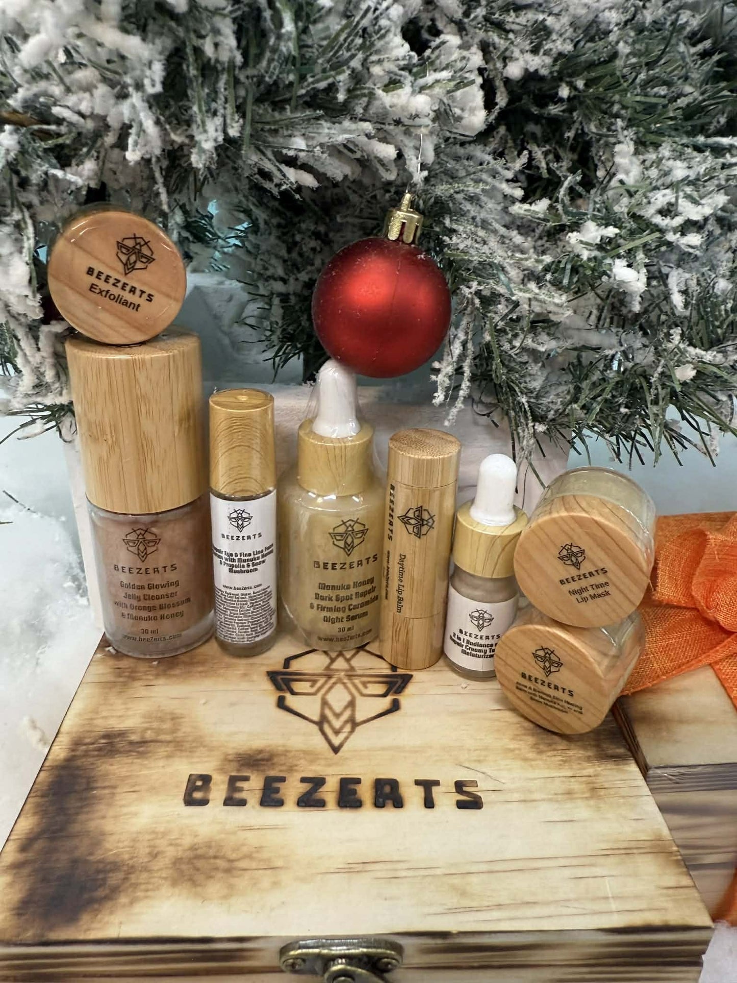 BeeZerts Holiday Deluxe Hierloom Beauty Chest *[FREE: Deluxe Skincare Travel Bag] ENDS 12/24!*