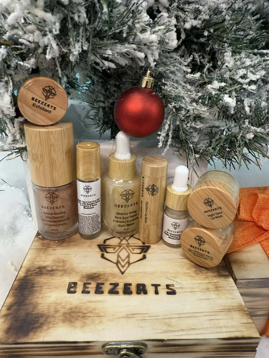 BeeZerts Holiday Deluxe Hierloom Beauty Chest